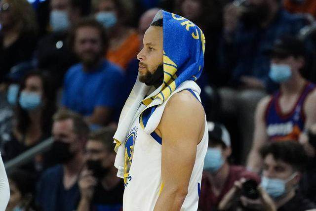 世界杯app下载-库里21中4完全迷失 勇士攻防策略被太阳完美针对