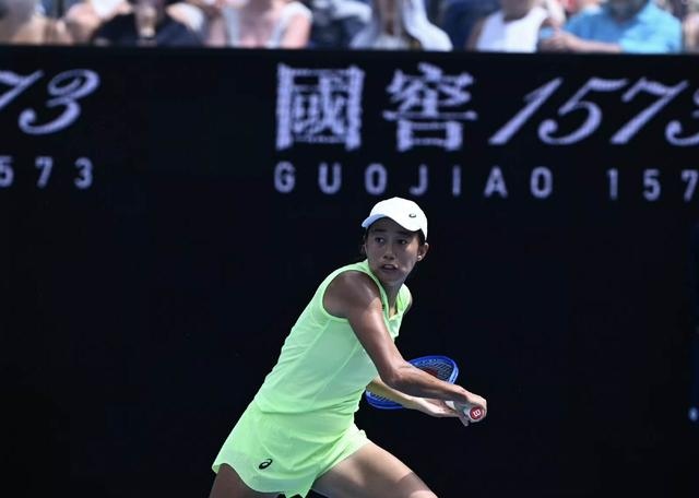 资格赛首轮出局！中国男单球员表现欠佳，女单成绩同样出现下滑|张之臻|吴易昺|奥斯汀|谢列赫梅捷娃|黄泽林_新浪体育_新浪新闻