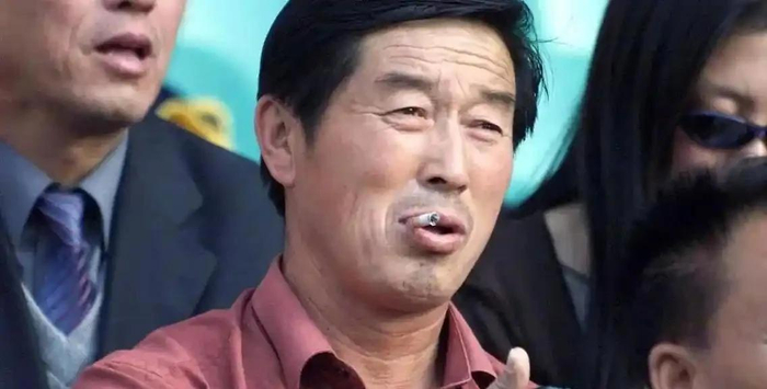 世界杯直播入口合集-“体坛败类”马俊仁有多狠？逼队员集体切阑尾，还亲自为女队员打禁药|马家军|世界大学生运动会|曲云霞|田径比赛|藏獒_新浪体育_新浪新闻