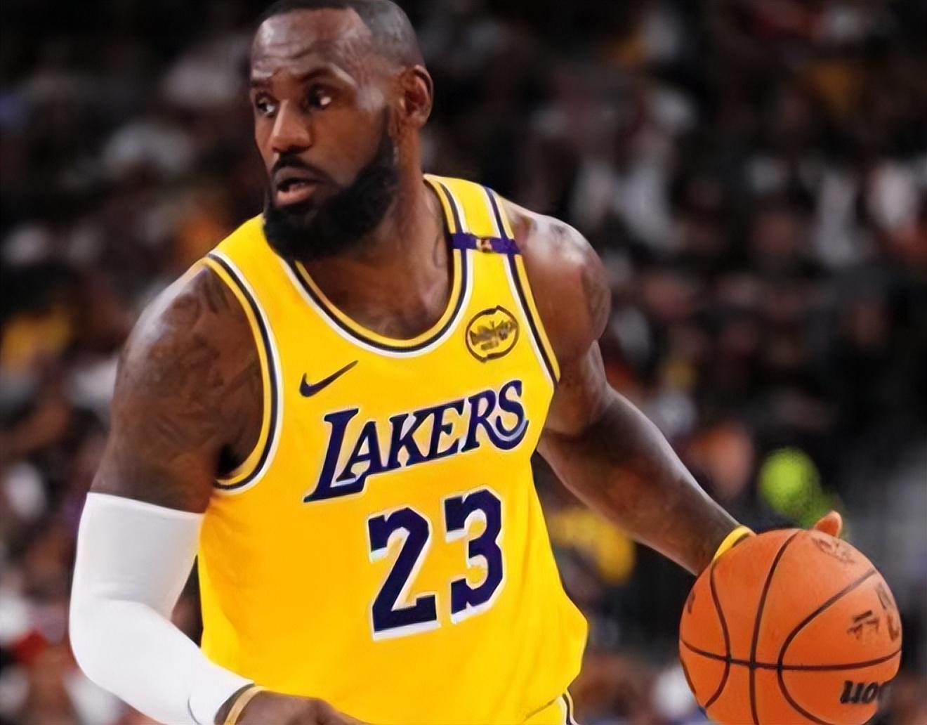 世界杯官方平台下载-惨败黄蜂18分，湖人5战4负排西部第5，东契奇空砍39分，老詹29+9