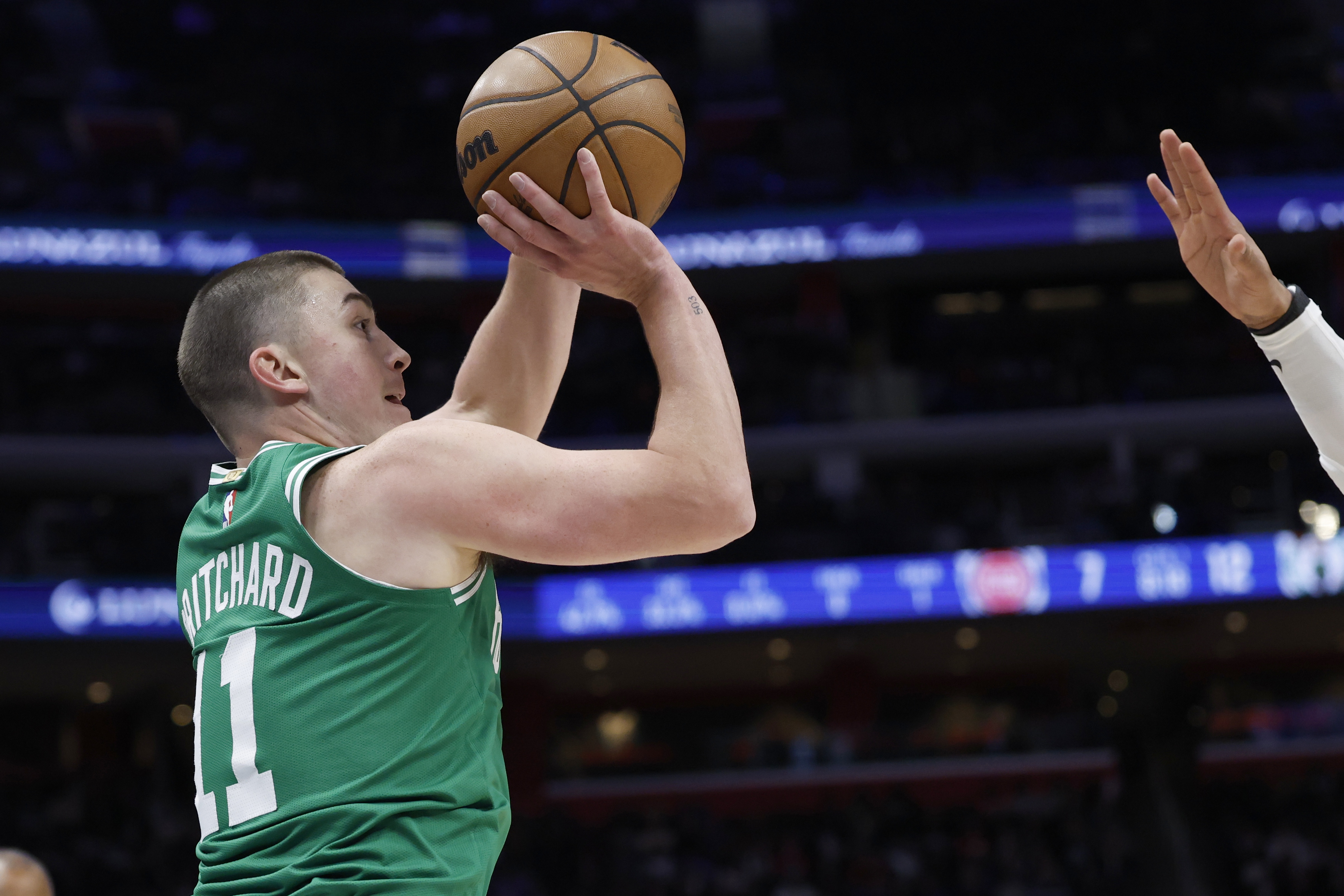 世界杯app下载-1米85乱杀！布朗&amp;普理查德击穿湖人外防线 防守硬度是致命差距