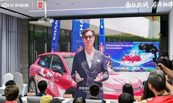 世界杯手机观看-葡萄牙前国门拜亚:预祝重庆铜梁龙在中超取得巨大成功